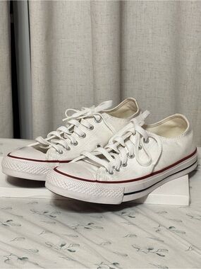 Converse White Canvas Sneaker Interior Label Unisex